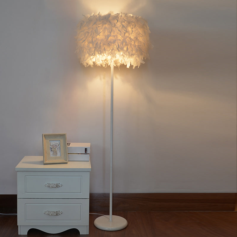 Minimalist Black/White Drum Floor Lamp With Feathered 1 Head Curved/Straight Pole White / Straight