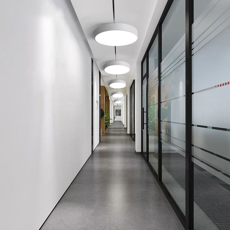 Simple Metal Round Flush Mount Ceiling Light with LED, Ideal for Offices – Acrylic Diffuser Included