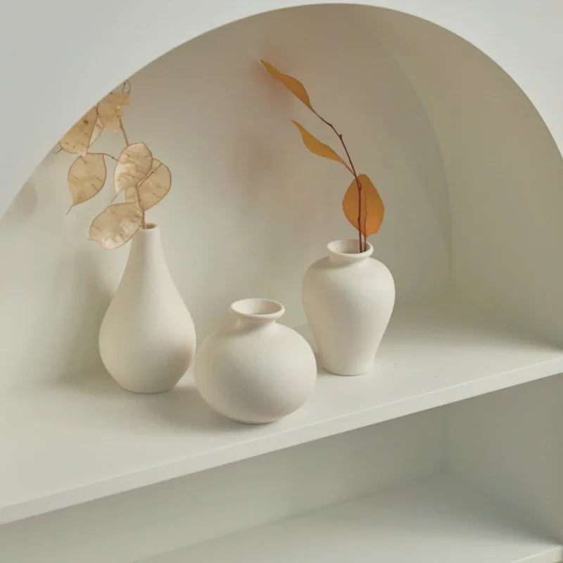 Ensemble de 5 mini vases en céramique blanche Maxine