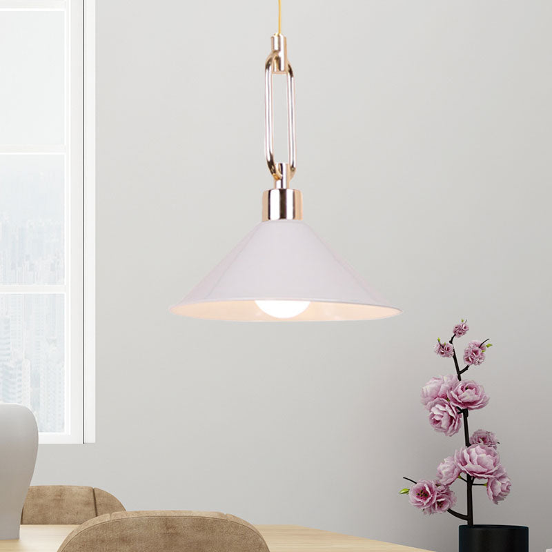 Suspension nordique à abat-jour conique - Lampe suspendue en métal noir/blanc (1 ampoule) pour table