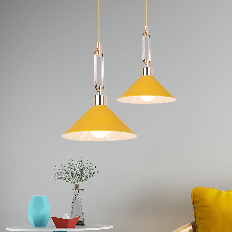 Nordic Tapered Shade Pendant Light: Sleek Metal Hanging Lamp (1 Bulb) In Black/White - Ideal For
