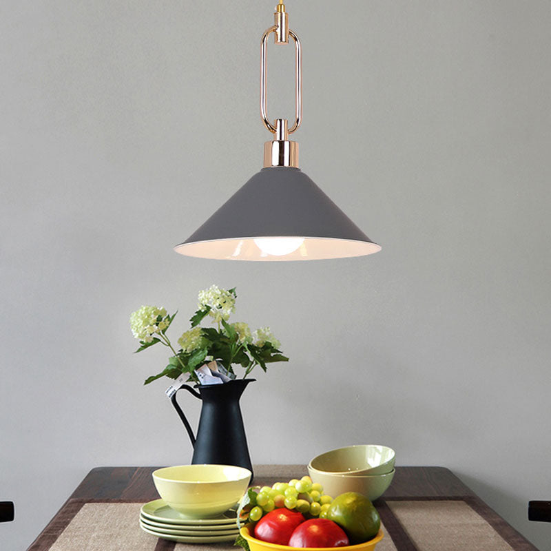 Nordic Tapered Shade Pendant Light: Sleek Metal Hanging Lamp (1 Bulb) In Black/White - Ideal For