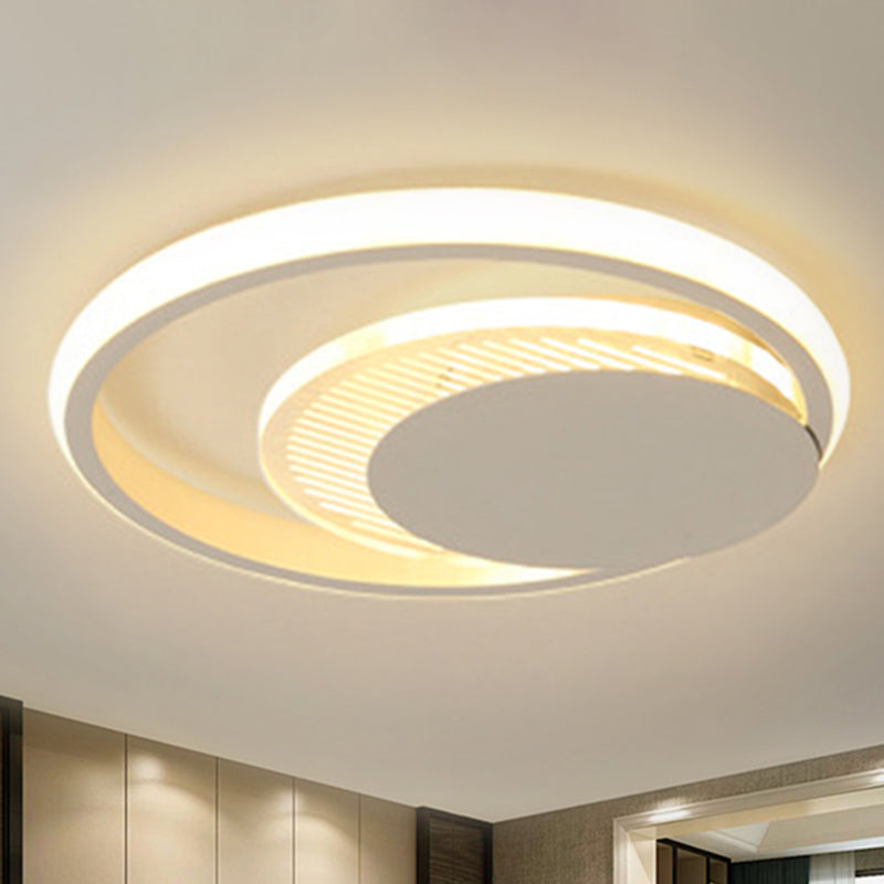 Modern Metal Circle Flush Ceiling Light in White/Black Finish - LED Flushmount Lamp with White/Warm Light