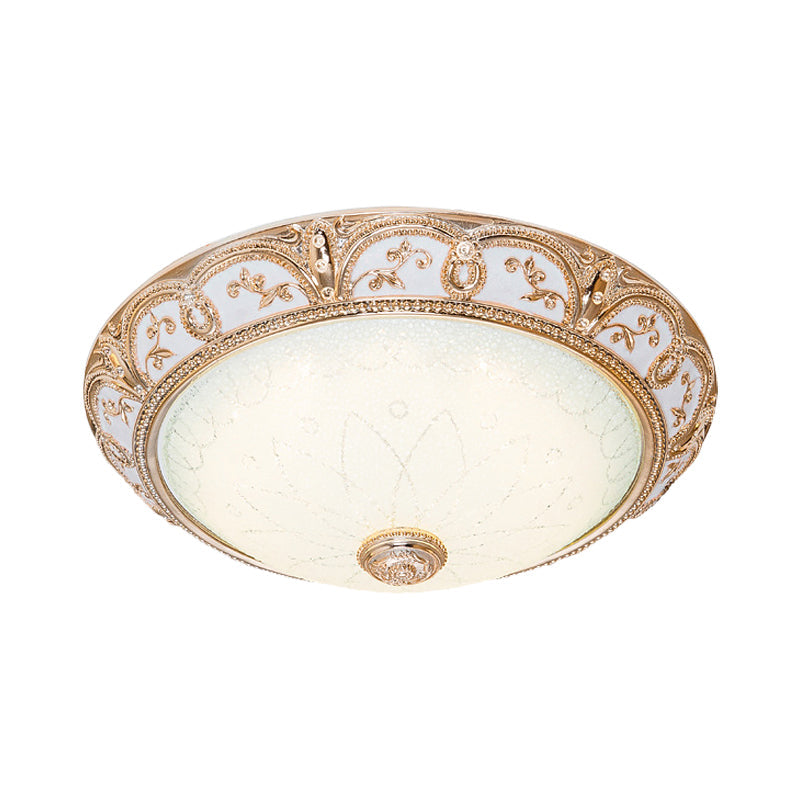 Plafonnier LED en verre crème à encastrer festonné, découpes vieillies, finition dorée - Tailles 14"/16"/19,5