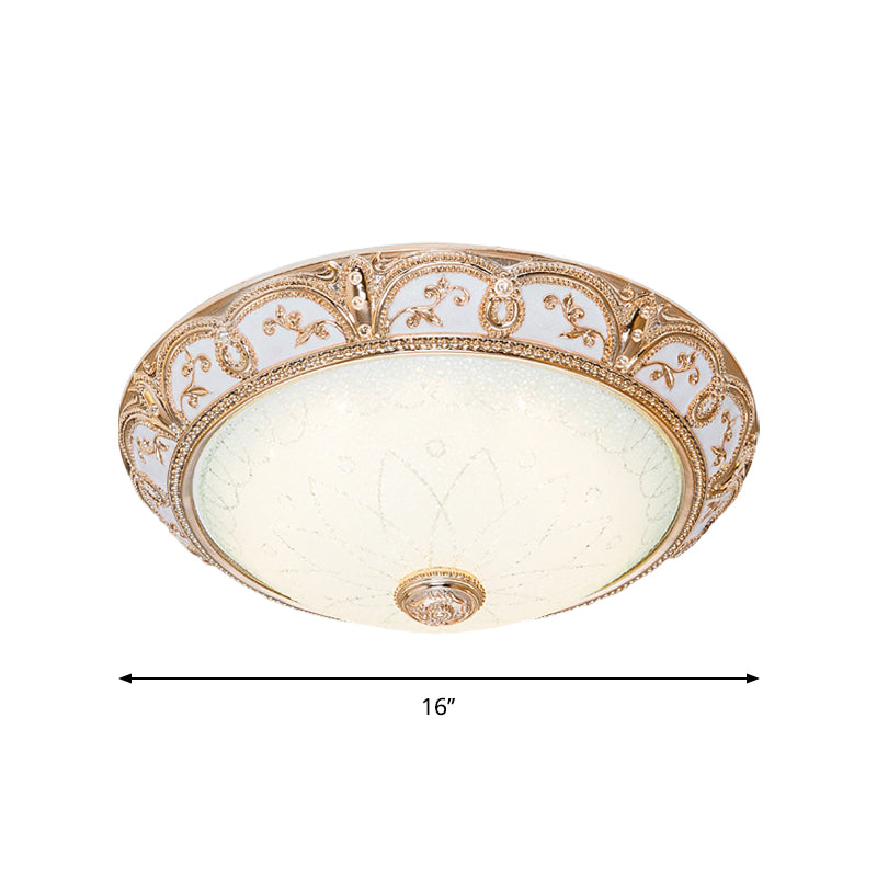 Plafonnier LED en verre crème à encastrer festonné, découpes vieillies, finition dorée - Tailles 14"/16"/19,5