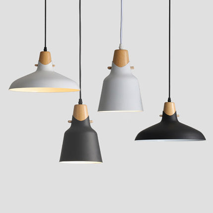 Luminaire suspendu contemporain en bois avec abat-jour en métal - Idéal pour la table à manger