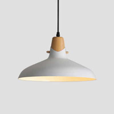 Luminaire suspendu contemporain en bois avec abat-jour en métal - Idéal pour la table à manger