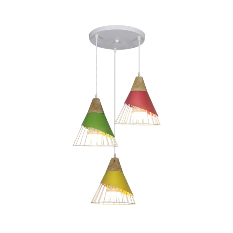 Lampe suspendue industrielle en métal à 3 têtes avec design conique noir/vert pour plafond de salon