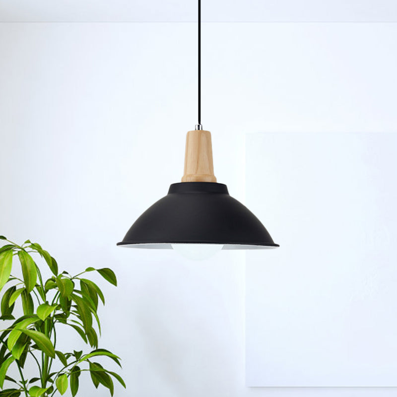 Plafonnier suspendu contemporain en métal et bois noir