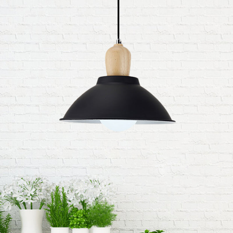 Plafonnier suspendu contemporain en métal et bois noir