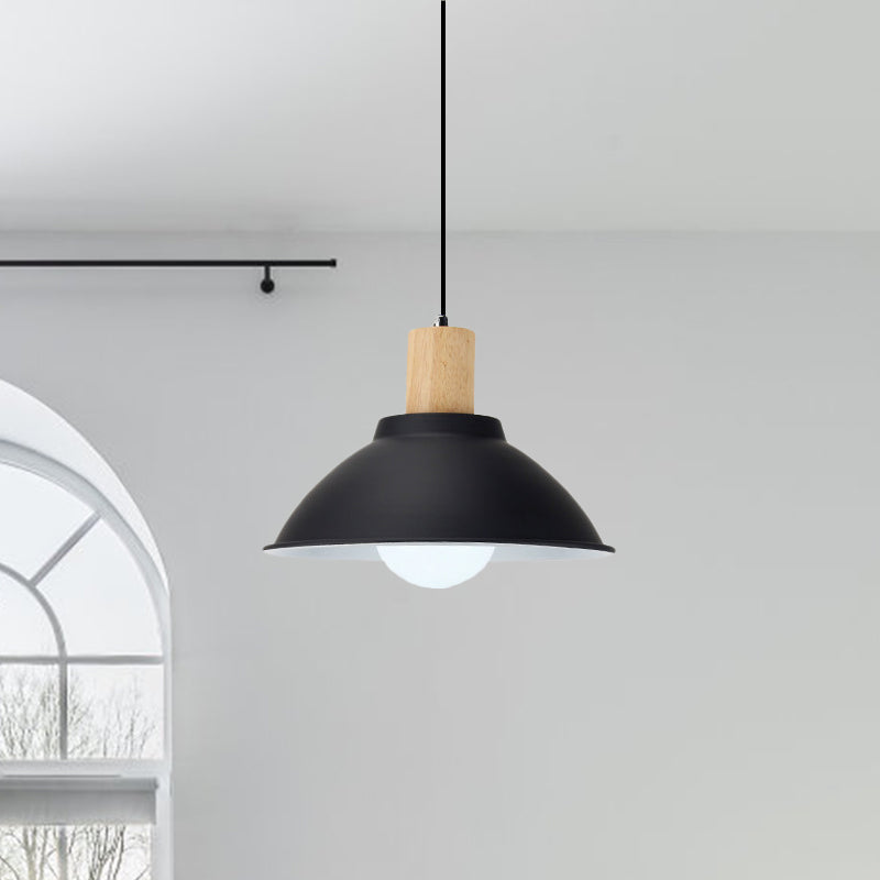 Plafonnier suspendu contemporain en métal et bois noir