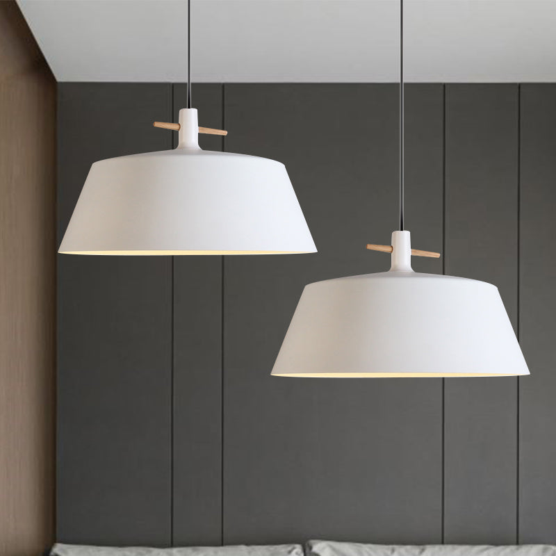 Contemporary Metal Pendant Lamp with Shade - Stylish Dining Room Hanging Light Fixture in Black/White