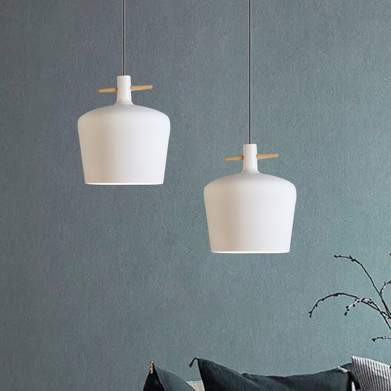 Contemporary Metal Pendant Lamp with Shade - Stylish Dining Room Hanging Light Fixture in Black/White