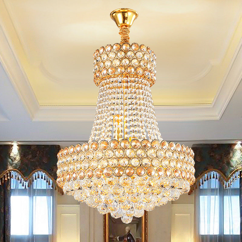 Lustre moderne en or avec abat-jour en cristal de verre biseauté - Focus sur le salon à 5/8 lumières