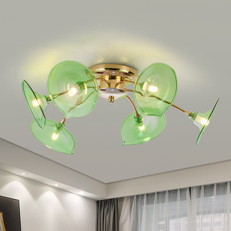 Plafonnier vintage à 6 lampes avec motif de branches en métal et laiton et abat-jour en verre vert/cognac évasé - Luminaire semi-encastré