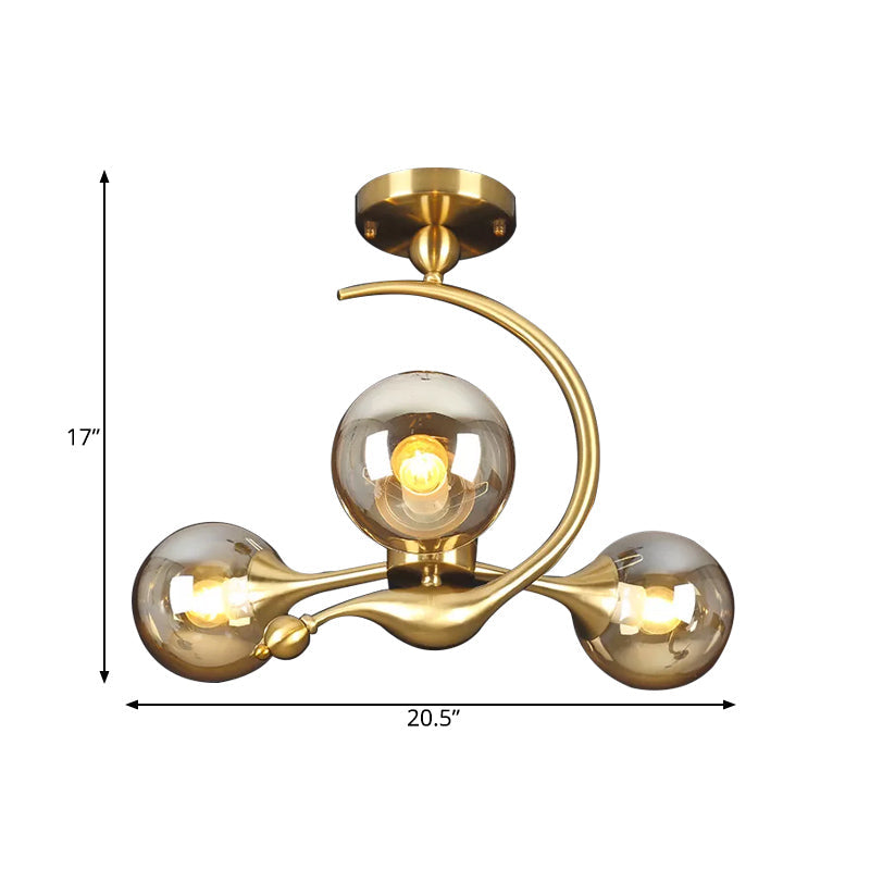 Lustre semi-encastré en forme de boule en verre ambré éclaté - Plafonnier postmoderne à 3/5 têtes en laiton avec bras incurvé