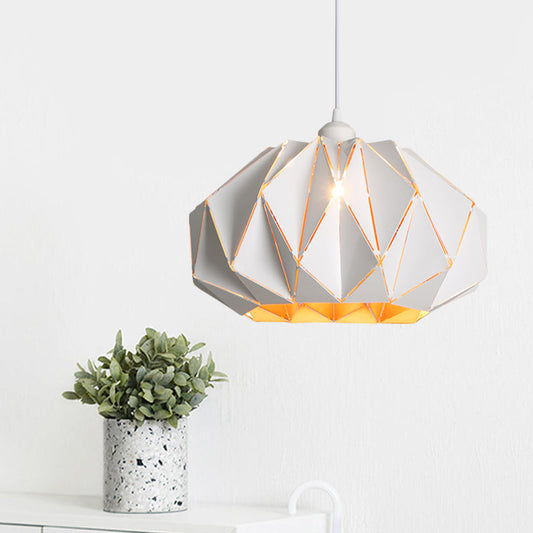 Nordic White/Black Pendant Lamp with Laser-Cut Iron Shade for Living Room