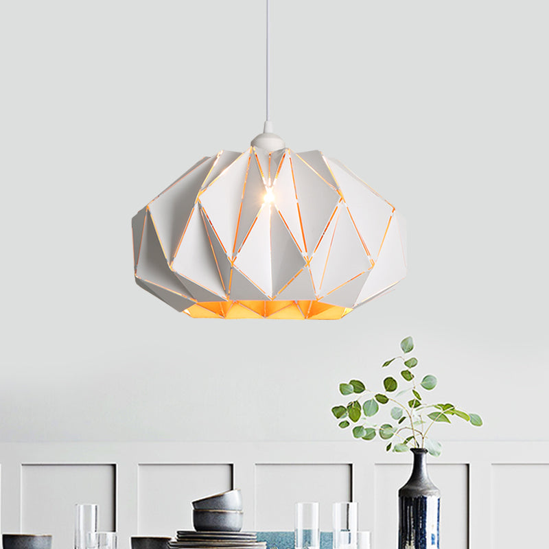 Nordic White/Black Pendant Lamp with Laser-Cut Iron Shade for Living Room