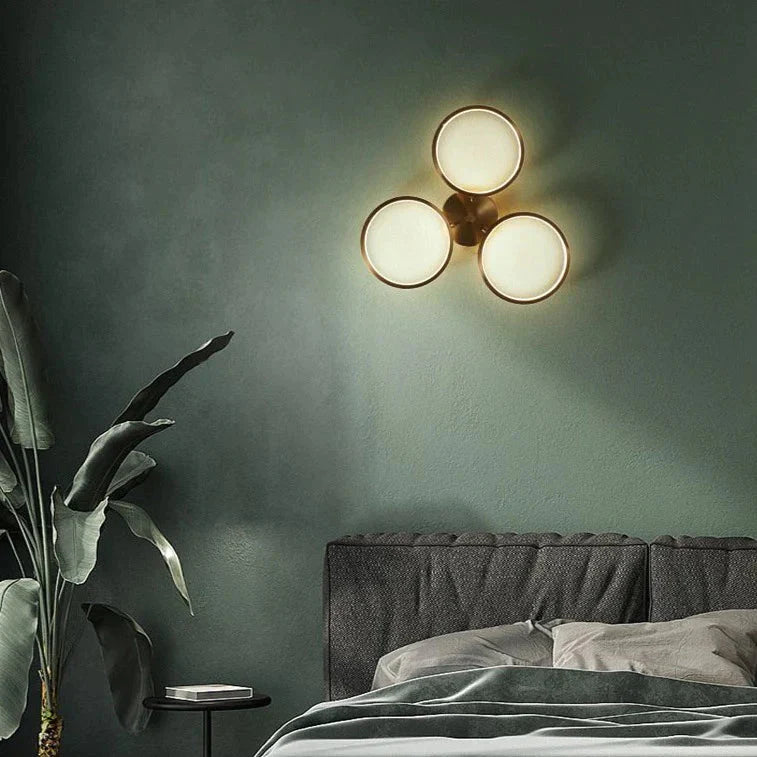 Lampe de chambre à coucher Jane en cuivre avec anneau et plafonnier à LED