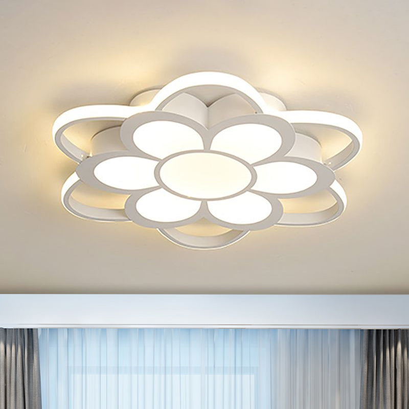 Contemporary LED Ceiling Light: 20.5"/27"/31.5" Dia, White Metal Flush Mount Fixture for Living Room (Warm/White)