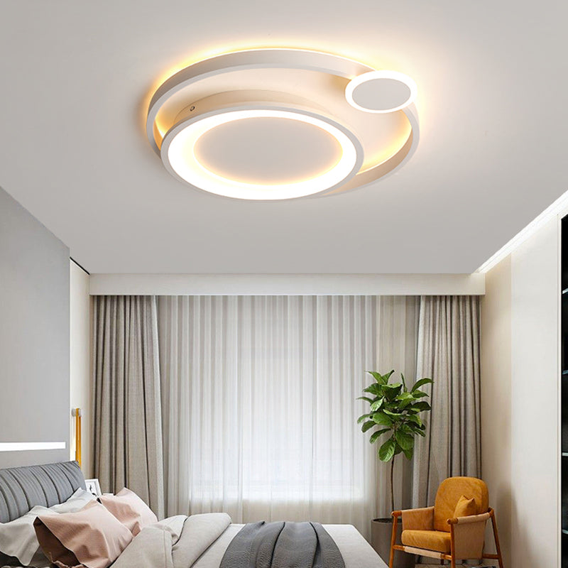 Nordic Metal Ceiling Mounted LED Flush Mount Light in Black/White with Wide Orbit Design - 15"/18"/21.5" Warm/White