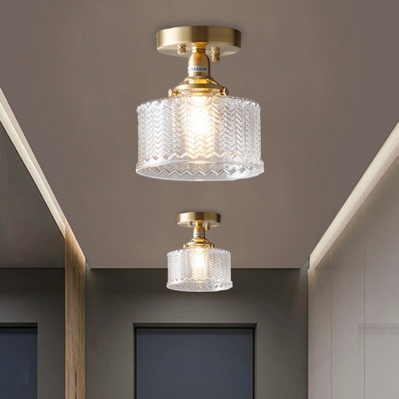 Plafonnier semi-encastré traditionnel en laiton pour couloir avec verre prismatique transparent et ampoule simple
