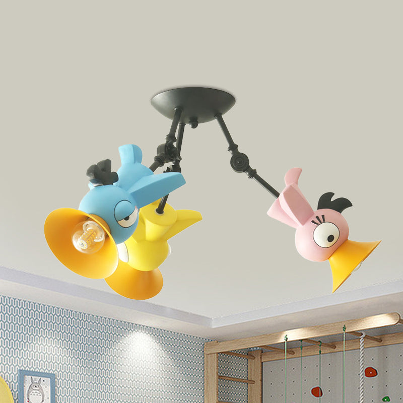 Plafonnier suspendu en forme d'oiseau de dessin animé pour chambre d'enfant - Luminaire suspendu en métal rose/bleu/jaune à 3 lumières