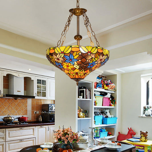 Lustre de plafond Tiffany Lodge en verre teinté en laiton antique avec luminaire suspendu floral - 3 ampoules