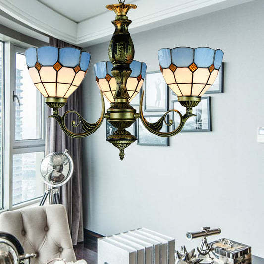 Suspension Tiffany Vintage à 3 lumières avec finition en laiton, abat-jour en verre bleu et chaîne en métal