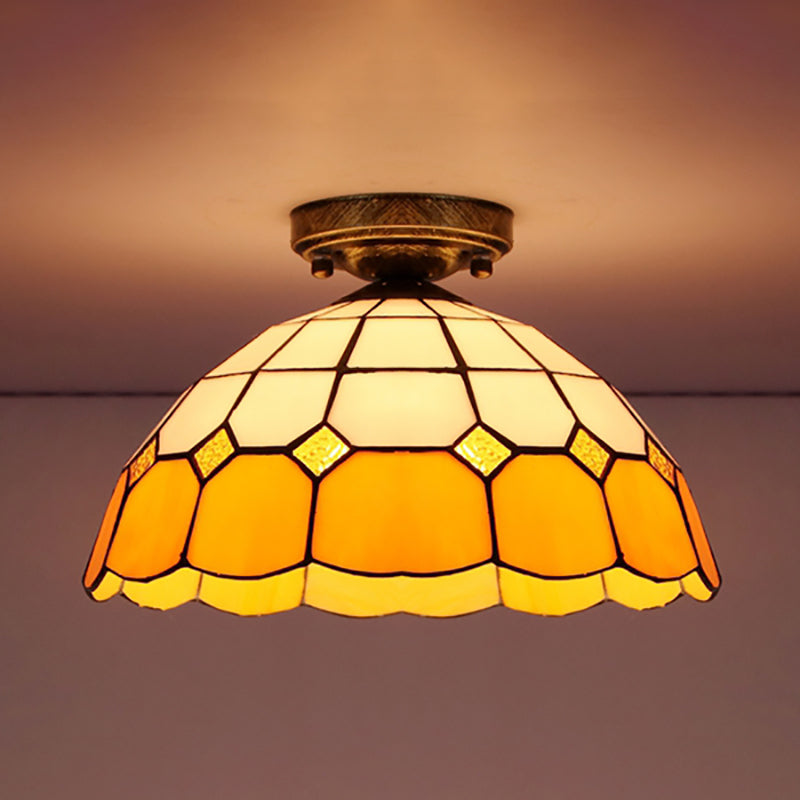 Plafonnier encastré en vitrail de style Tiffany avec motif de bol festonné