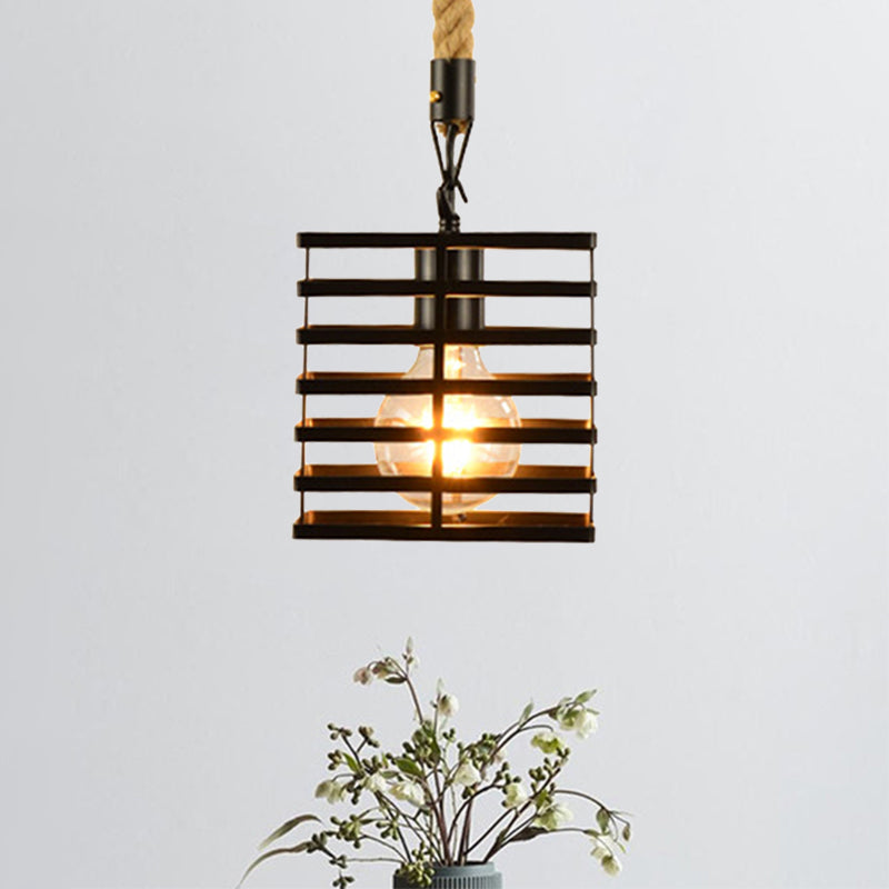 Suspension en métal et corde de style vintage avec cage en fil de fer noir et abat-jour cylindrique/carré