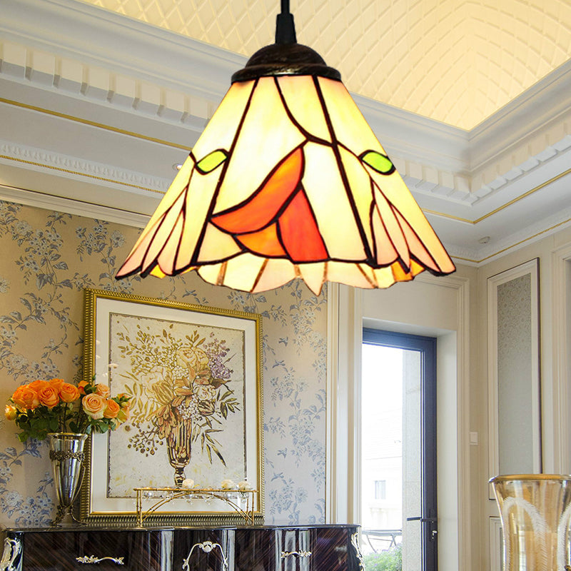 Luminaire suspendu de chambre à coucher en verre teinté Tiffany avec abat-jour beige