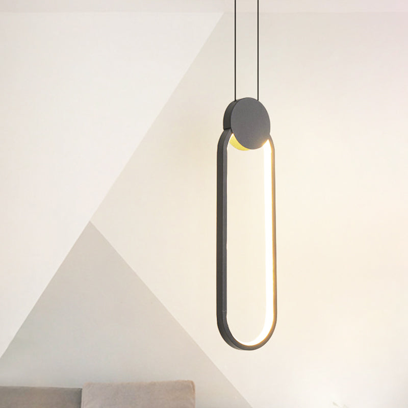 Plafonnier LED suspendu minimaliste en forme d'ellipse noire à lumière chaude/blanche