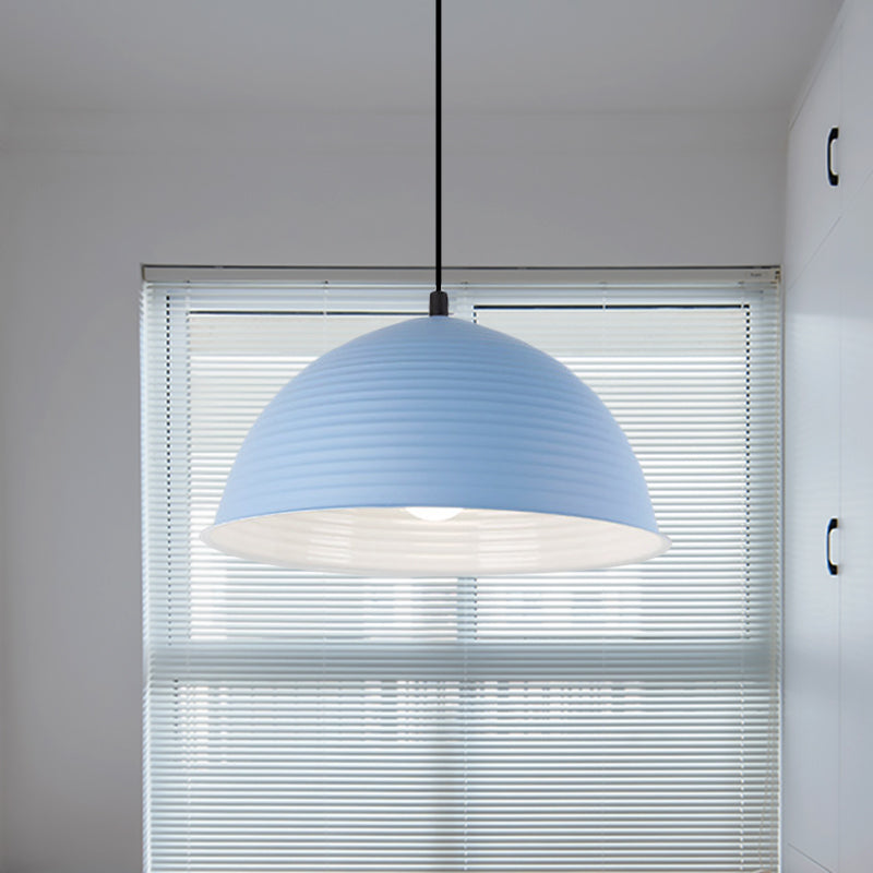 Lampe suspendue industrielle grise/jaune avec abat-jour en forme de dôme côtelé - 1 lampe, 12"/16" de large - Plafonnier d'intérieur en métal