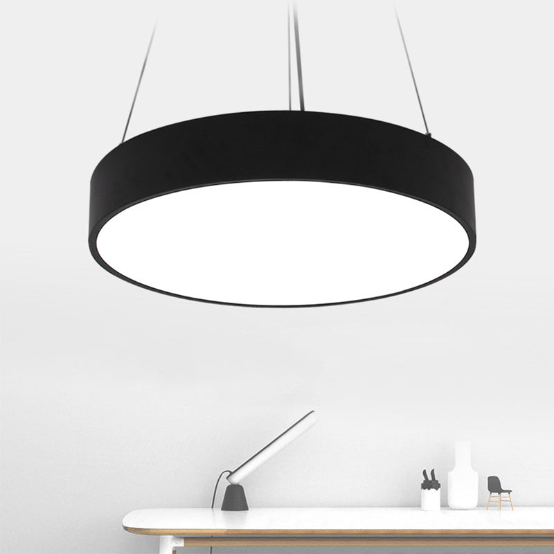 Nordic Iron Black Round Plate Hanging Lamp Kit with LED Pendant Light in Warm/White, 16"/31.5"/39" Width