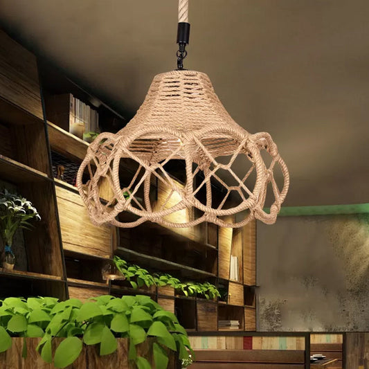Suspension florale en corde de chanvre tricotée à la main - Luminaire à ampoule unique Lodge marron