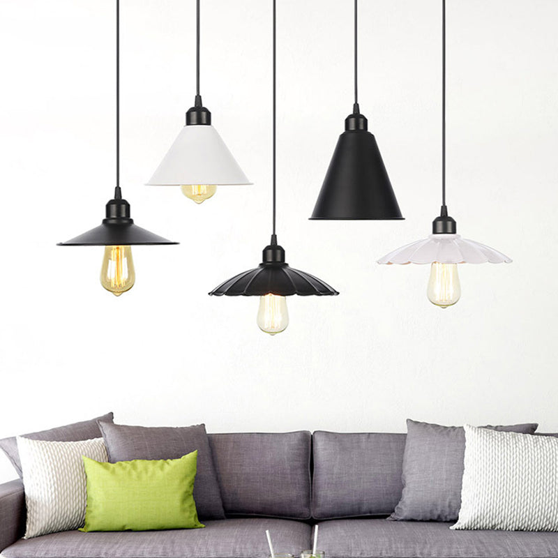 Plafonnier rustique avec abat-jour évasé en fer pour salon - Kit de suspension noir/blanc