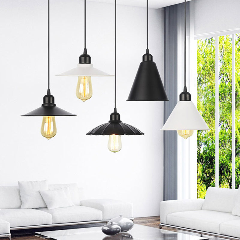 Plafonnier rustique avec abat-jour évasé en fer pour salon - Kit de suspension noir/blanc