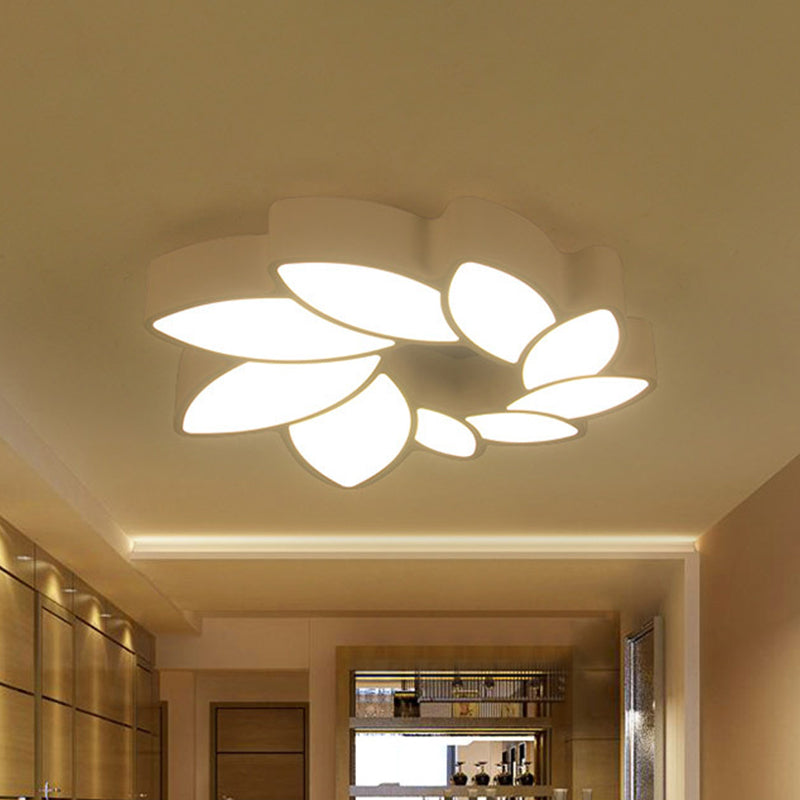 Sleek Flush Mount LED Acrylic Ceiling Light: White Wreath Design with Warm/White/3-Color Lighting for Living Room