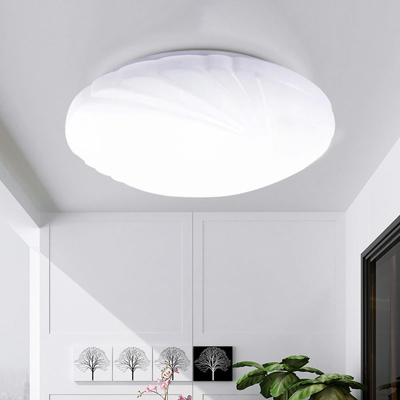 White Shell Shaped LED Ceiling Lamp in 3 Light Colors, Various Sizes