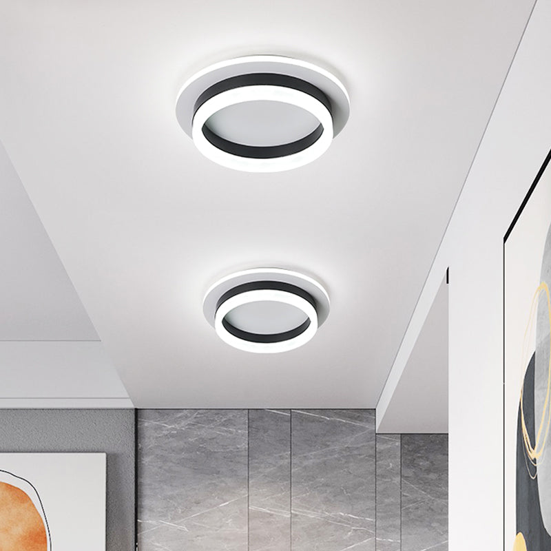 Minimalistic Flush Ceiling Light - Round/Square Acrylic LED Flushmount Lighting in Black/White for Bedroom