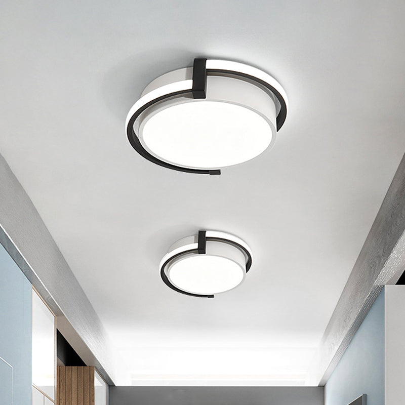 Plafonnier LED pour dortoir au design minimaliste et abat-jour en acrylique (gris/blanc) - Disponible en 3 tailles