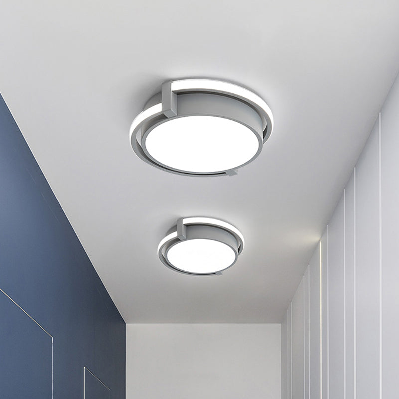 Plafonnier LED pour dortoir au design minimaliste et abat-jour en acrylique (gris/blanc) - Disponible en 3 tailles