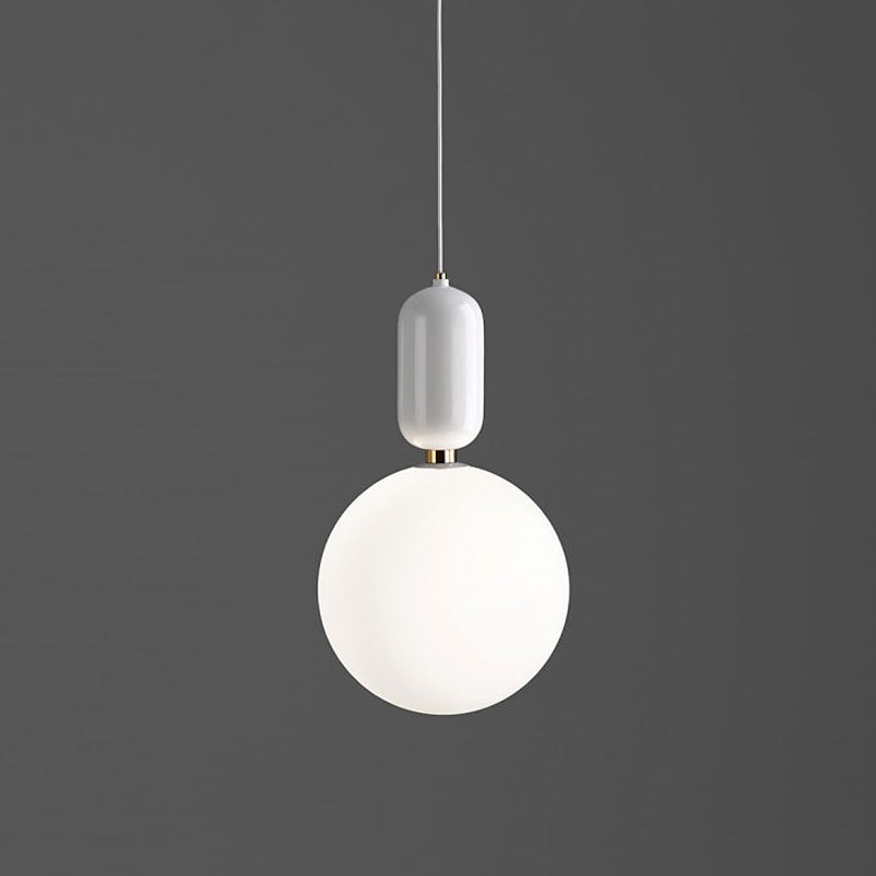 Lampe suspendue postmoderne à 1 ampoule avec abat-jour en verre à boule laiteuse - Blanc/doré, 6"/8"/12" de diamètre