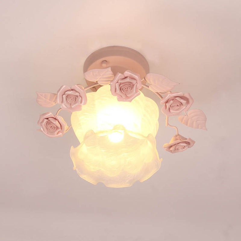 Plafonnier semi-encastré en verre à volants de style pastoral en rose/blanc/bleu - Parfait pour le plafond de la salle à manger