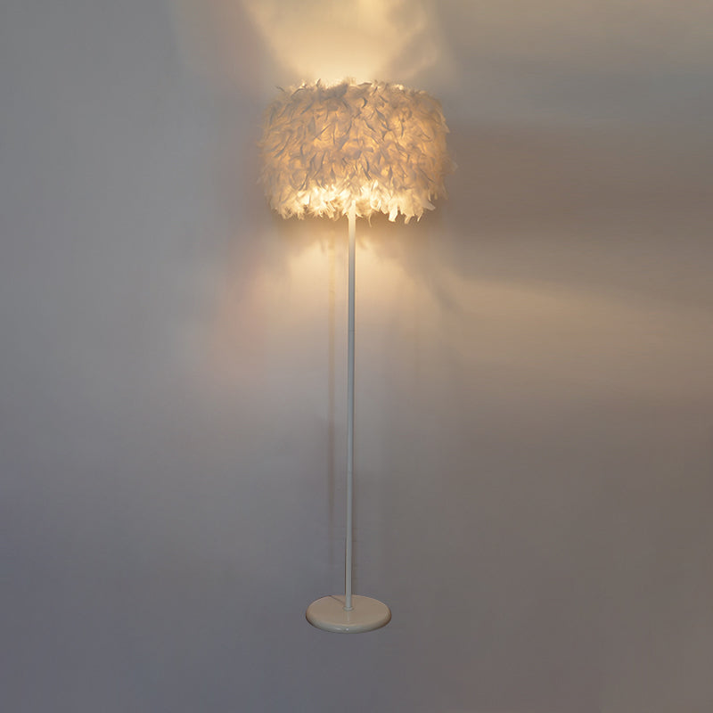 Minimalist Black/White Drum Floor Lamp With Feathered 1 Head Curved/Straight Pole
