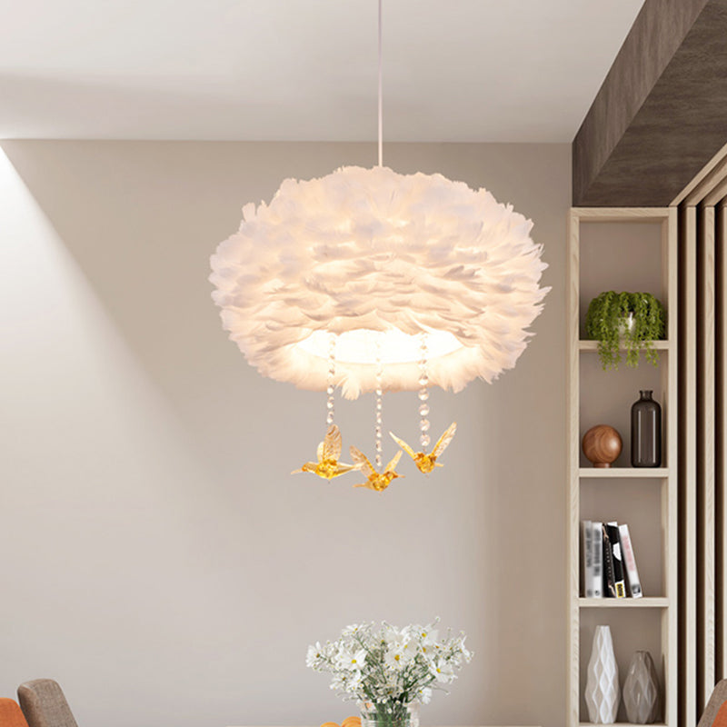 Lustre suspendu à 5 lumières en forme de tambour en plumes nordique avec décoration d'oiseau - Blanc, largeur 16"/23,5"/31,5"