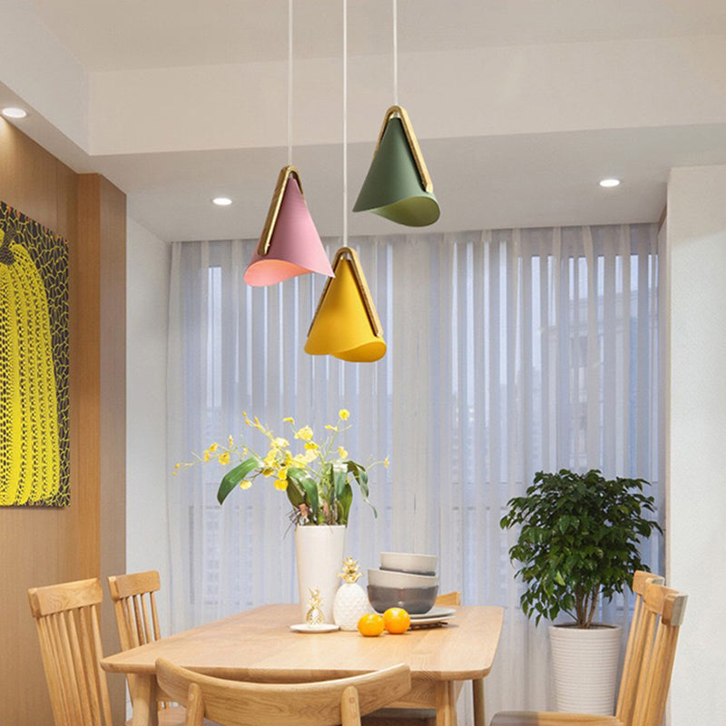 White Metal Waveform Pendant Ceiling Light Set With 3 Cone Shades For Dining Room