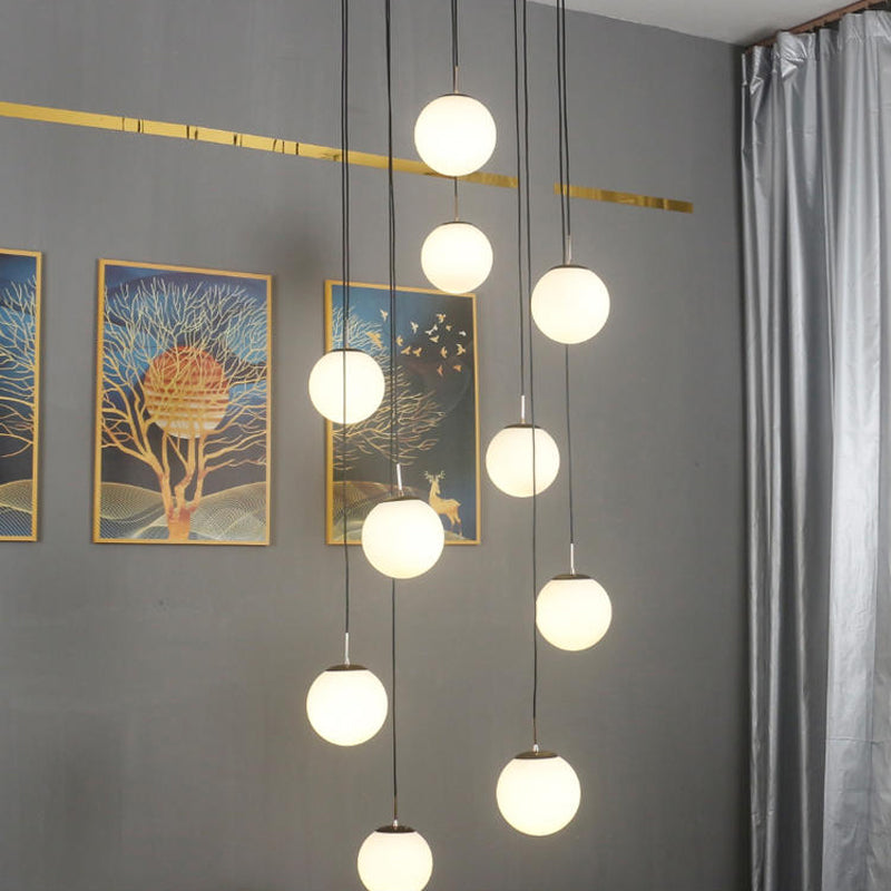 Suspension boule en verre crème moderniste avec suspension noire - 10 têtes - Éclairage de salon