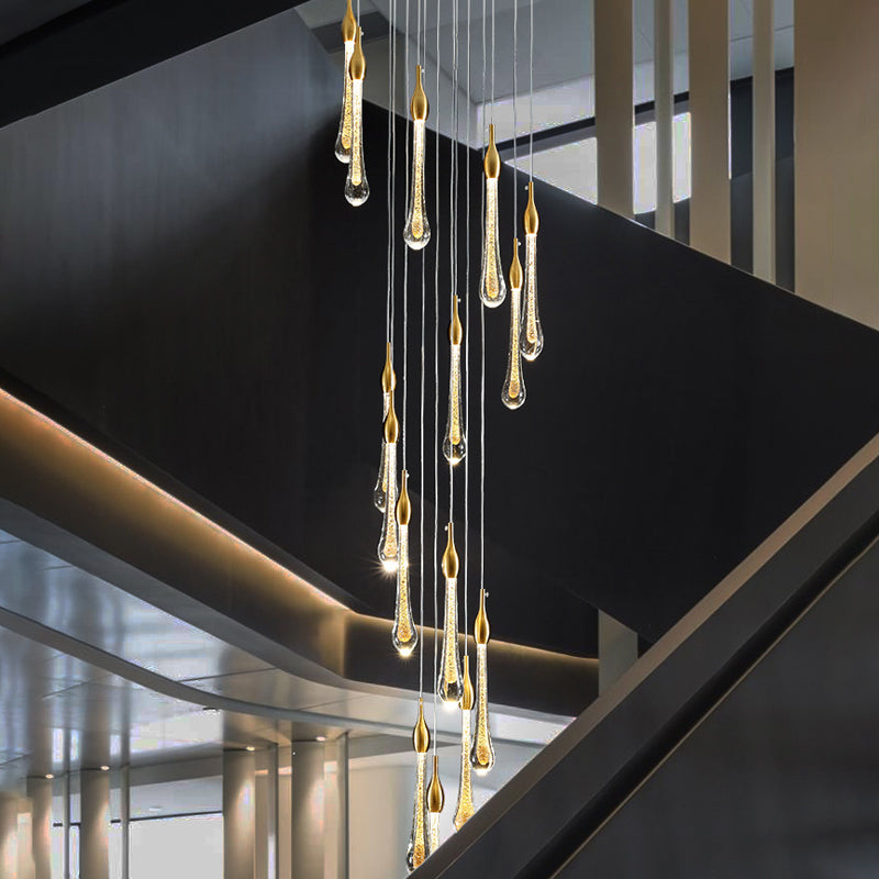 Suspension d'escalier en forme de goutte d'or avec verre à eau : kit de lampe suspendue moderniste